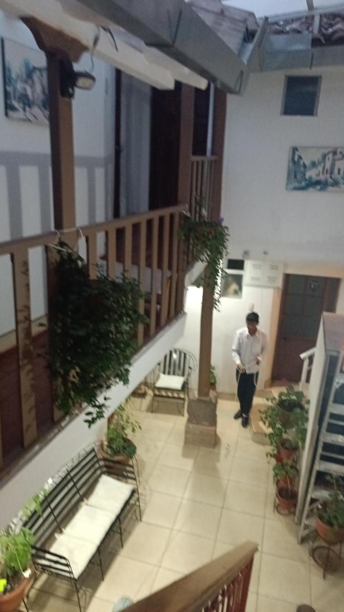 Qori House Hotel Cuzco Buitenkant foto